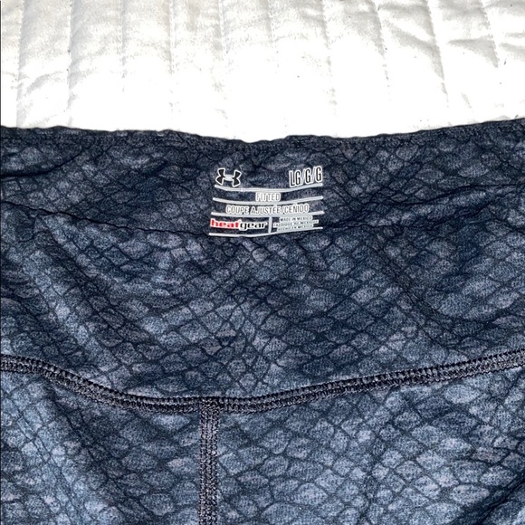 Under Armour Heat Gear Leggings - Picture 2 of 4